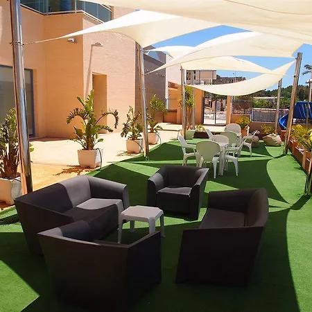 Отель Vacanza Sunbeach